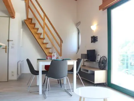 Duplex lumineux à La Rochelle – Balcon & Parking - Photo 1