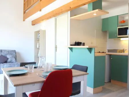 Duplex lumineux à La Rochelle – Balcon & Parking - Photo 3