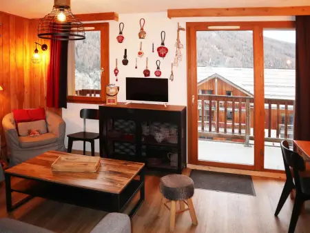 Duplex 10 pers. avec piscine, jacuzzi, balcon et ascenseur aux Orres 1800 - Photo 3