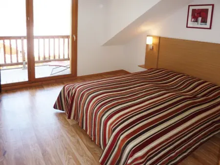 Duplex 10 pers. avec piscine, jacuzzi, balcon et ascenseur aux Orres 1800 - Photo 7