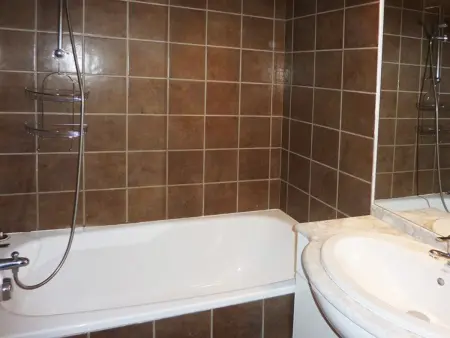 Duplex 10 pers. avec piscine, jacuzzi, balcon et ascenseur aux Orres 1800 - Photo 9