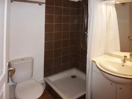 Duplex 10 pers. avec piscine, jacuzzi, balcon et ascenseur aux Orres 1800 - Photo 10