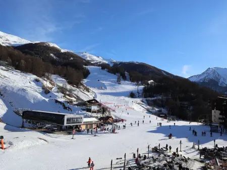 Studio cosy 4 pers, skis aux pieds, balcon Sud, centre station - Photo 9