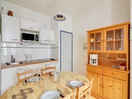 Appartement T2 à Cauterets avec Terrasse, Local à Ski, et Proche Télécabine - Photo 7