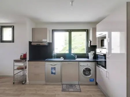 Appartement pour 8, 2 chambres, centre station, 3ème étage, sécurisé, casier à ski - Photo 1