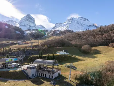 Studio 6 pers. avec balcon et accès direct aux pistes à Eaux-Bonnes - Photo 9