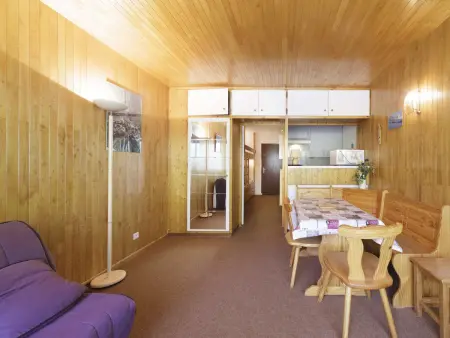 Studio 6 personnes pied des pistes avec balcon et vue montagnes - Photo 4