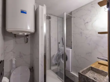 Appartement chaleureux 8 pers, 3 chambres, proche pistes à Eaux-Bonnes - Photo 10