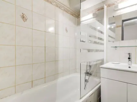 Studio cabine 6 pers, idéal montagne, ascenseur, ski, parking, animaux admis - Photo 2