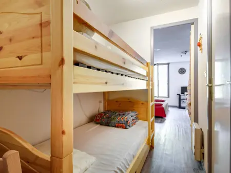 Studio cabine 6 pers, idéal montagne, ascenseur, ski, parking, animaux admis - Photo 4