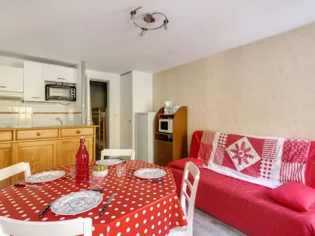 Studio cabine 6 pers, idéal montagne, ascenseur, ski, parking, animaux admis - Photo 9