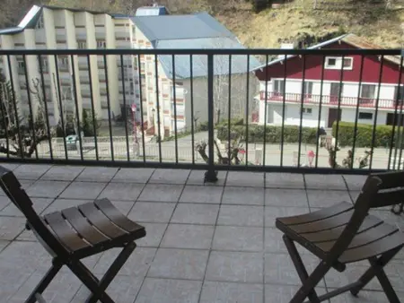 Appartement cosy 4 pers avec parking, terrasse, local à skis - Photo 8