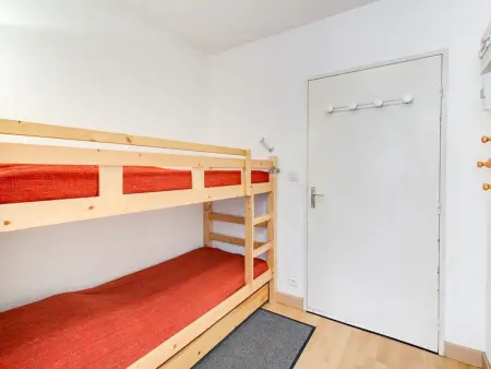 Studio cabine 4 personnes avec balcon - La Mongie, près des pistes - Photo 3