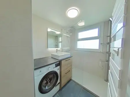 Appt 3 pièces avec mezzanine, 6 couchages, proche commerces et pistes, parking couvert - Photo 15