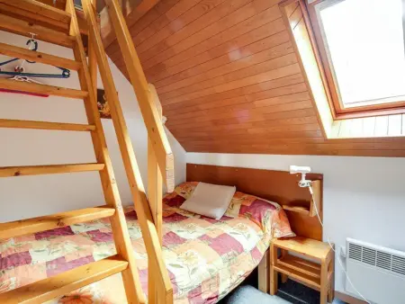 T3 Duplex 43m², 2 chambres, balcon, animaux admis, calme, proches commodités, 3 stations ski - Photo 7