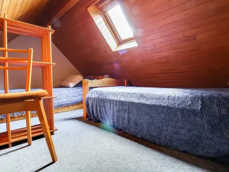 T3 Duplex 43m², 2 chambres, balcon, animaux admis, calme, proches commodités, 3 stations ski - Photo 8