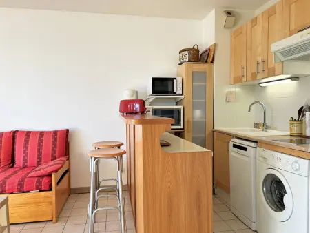 Studio climatisé avec terrasse et parking près de la plage - Photo 6