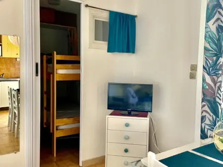 Studio cabine avec terrasse, 4 couchages, parking privé - Marseillan - Photo 2