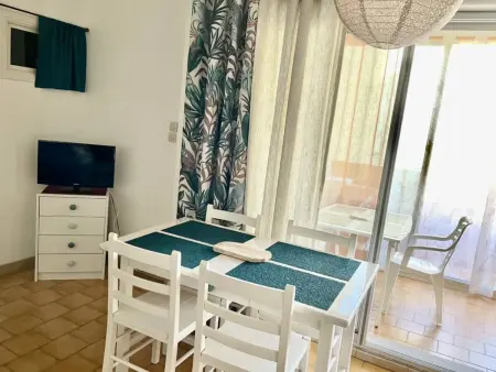 Studio cabine avec terrasse, 4 couchages, parking privé - Marseillan - Photo 6