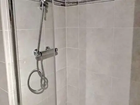 Appartement en bord de mer avec piscine, terrasse et parking privé - Photo 6