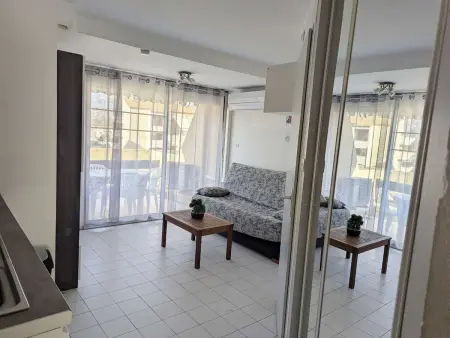 Appartement en bord de mer avec piscine, terrasse et parking privé - Photo 7