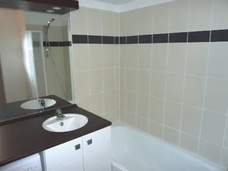 Appartement tout confort avec piscine et accès direct à la plage - Photo 7