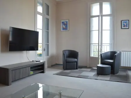 Spacieux Appart 3 Chambres, Garage, Proche Port et Plage - Banyuls-sur-Mer - Photo 3
