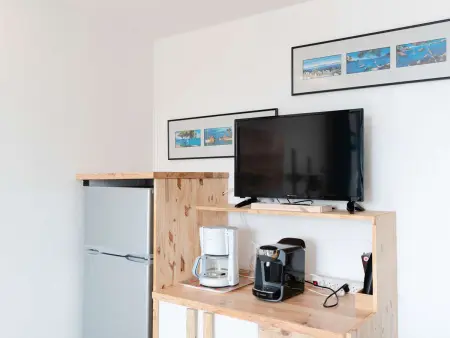 Appartement T2 bord de mer 2 pers, animaux admis, parking public, location draps & serviettes - Photo 2