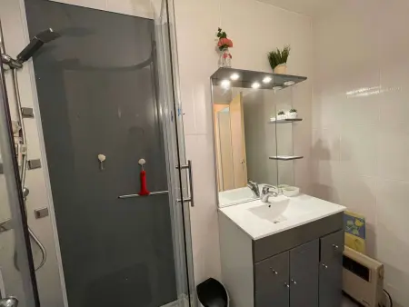 Appartement 2 pièces proche mer avec loggia - Saint-Hilaire-de-Riez - Photo 12