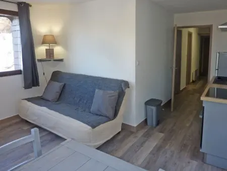 Appartement rénové aux Orres, skis aux pieds, parking, accepte animaux - Photo 2