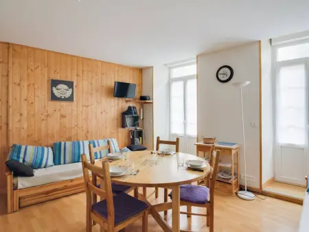 Appartement 2 pièces, centre de Cauterets, proche télécabine, local ski, bien équipé - Photo 4