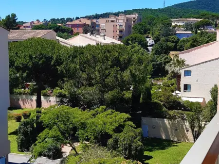 Appartement à Sainte-Maxime: 3 Pièces, Terrasse, Piscine, Clim, Proche Plage - Photo 13