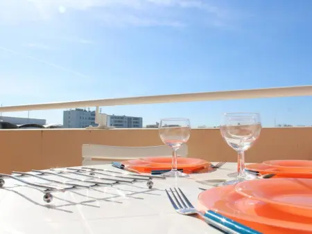 Studio Cabine La Rochelle avec Balcon et Parking Privé - Photo 11