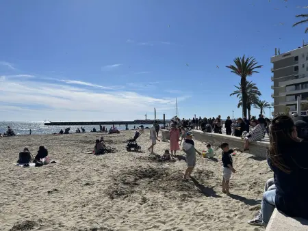 Centre-ville, proche plage - Appt 2P cabine, 4 pers avec parking privé, Le Grau-du-Roi - Photo 24