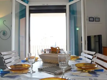 Appartement 3 pièces avec balcon, 150m de la plage, 6 couchages, Narbonne Plage - Photo 2
