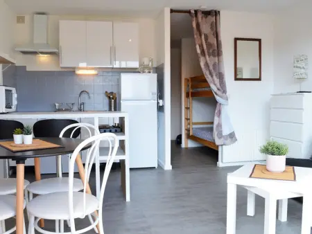 Studio 4 couchages avec terrasse, parking et proche plage au Lavandou - Photo 1