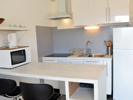 Studio 4 couchages avec terrasse, parking et proche plage au Lavandou - Photo 7