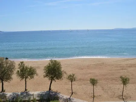 Studio 4 Pers. avec Terrasse sur la Plage au Lavandou - Photo 10