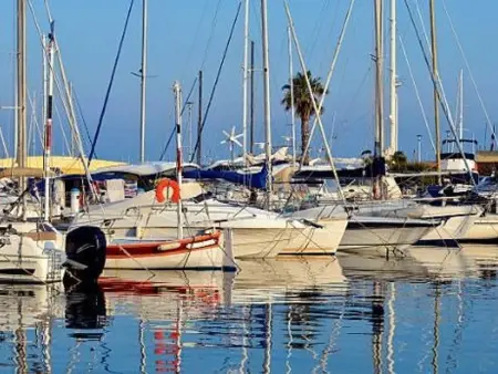 Studio face mer avec parking privé - Le Lavandou - Photo 16