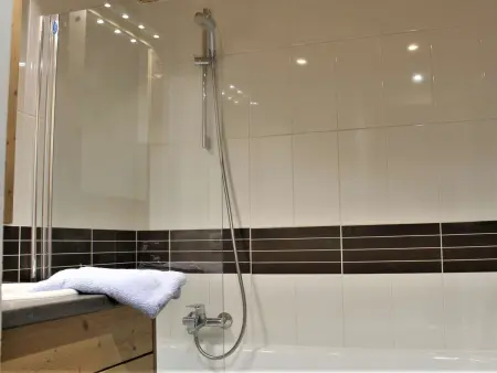 Appartement cosy 2 pièces avec balcon, piscine, sauna et accès direct aux pistes - 5 couchages, Risoul - Photo 14