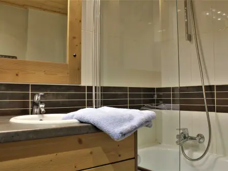 Appartement cosy 2 pièces avec balcon, piscine, sauna et accès direct aux pistes - 5 couchages, Risoul - Photo 15