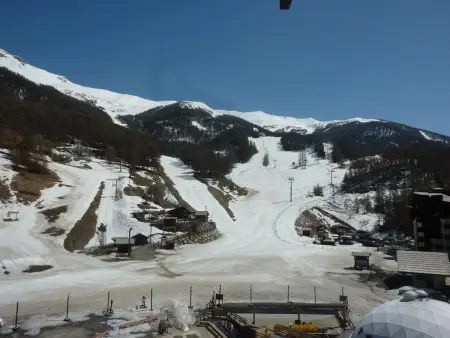 Studio rénové, skis aux pieds, balcon sud, Appartement 4 personnes à Les Orres - Photo 9