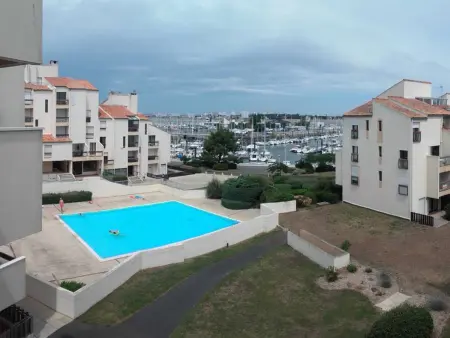 Appartement 2 pièces avec loggia et piscine - La Rochelle - Photo 6
