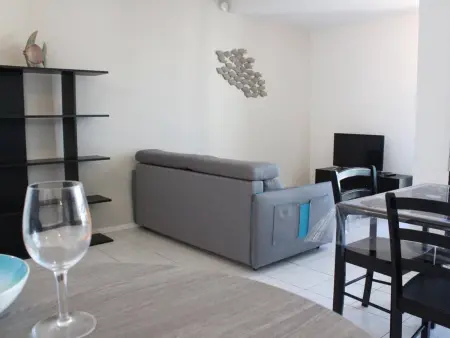 Appartement 2 pièces avec loggia et piscine - La Rochelle - Photo 11