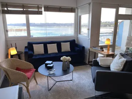 Appartement rénové avec terrasse et WIFI à Perros-Guirec - Photo 1