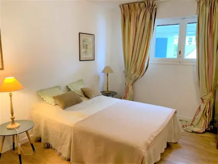 Appartement rénové avec terrasse et WIFI à Perros-Guirec - Photo 3