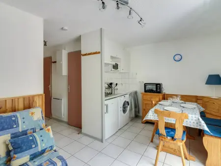 Studio cabine cosy pour 4 pers. avec balcon au sud et parking, à deux pas du centre de Luz-Saint-Sauveur - Photo 1