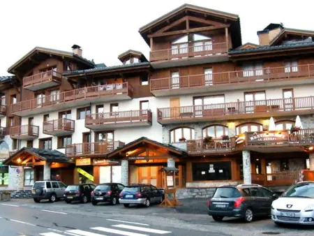 Appartement 4 Pièces au Centre de la Station, Proche Remontées Mécaniques, Parking et Balcon Est - Photo 10