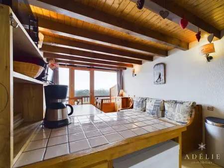 Appartement 6/7 pers. au pied des pistes, proche commerces, balcon sud, parking inclus - Photo 2
