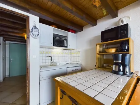 Appartement 6/7 pers. au pied des pistes, proche commerces, balcon sud, parking inclus - Photo 3